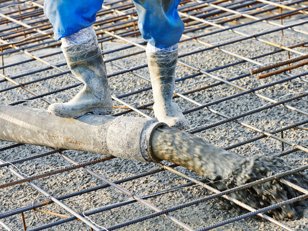 工業(yè)靴制造中脫模劑噴涂的改進(jìn)